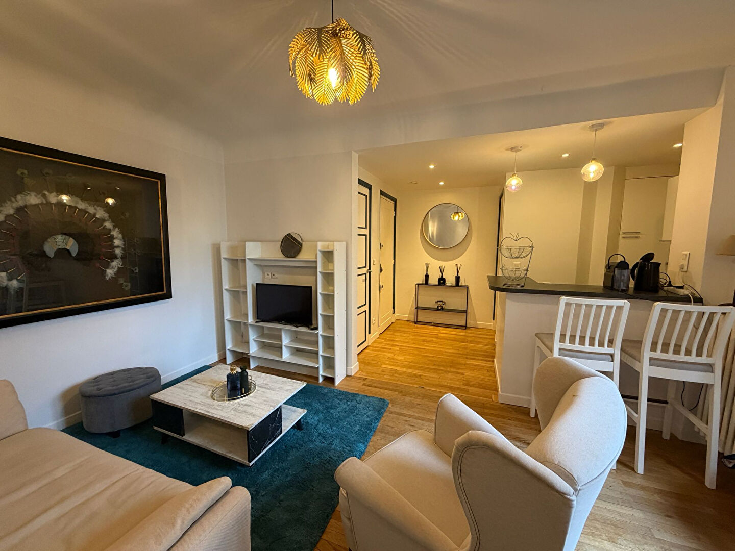 Appartement 2 pièces meublé - 44m2 - 1795.00 CC