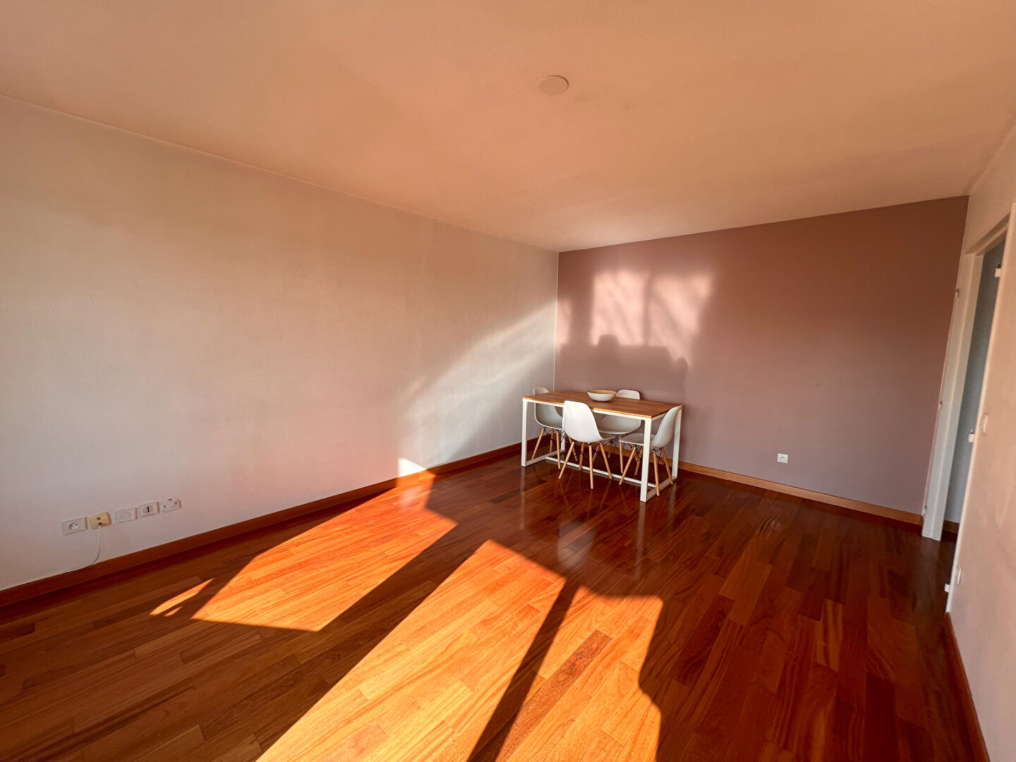 Appartement 3 pièces meublé - 64m² - 2100 CC