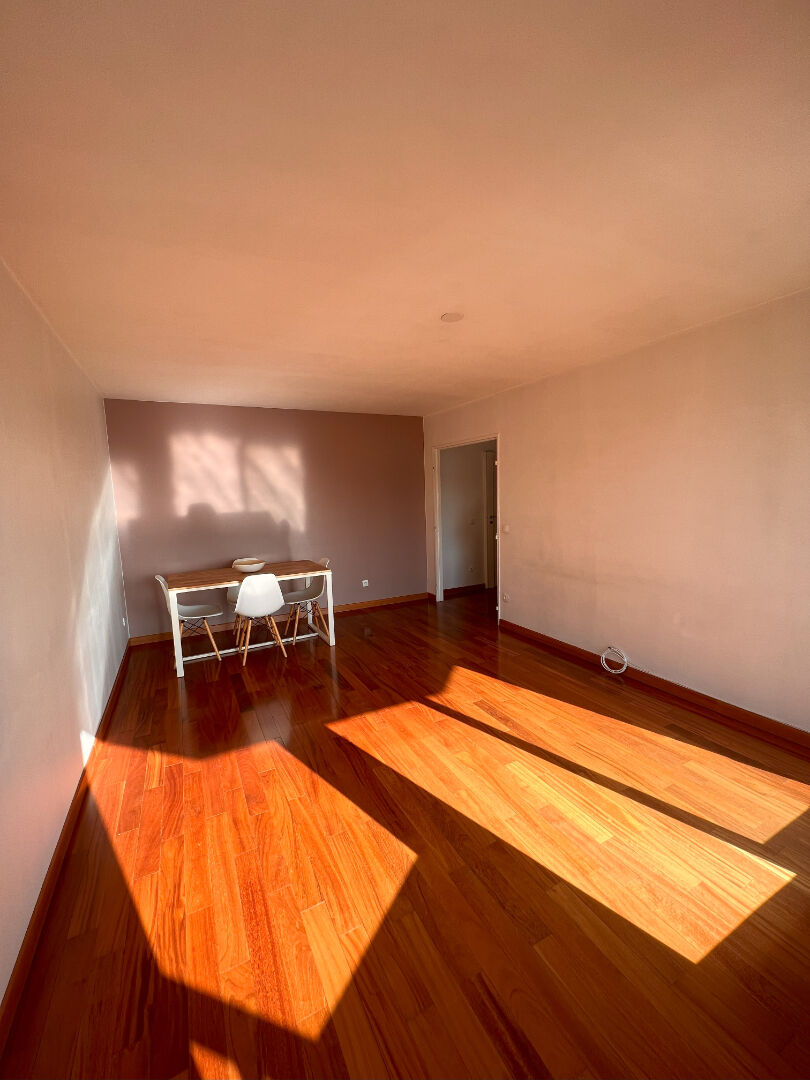 Appartement 3 pièces meublé - 64m² - 2100 CC