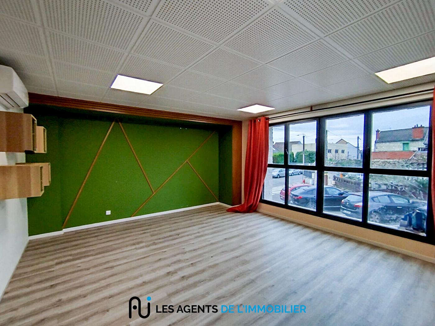 Local commercial Juziers  26.37 m2