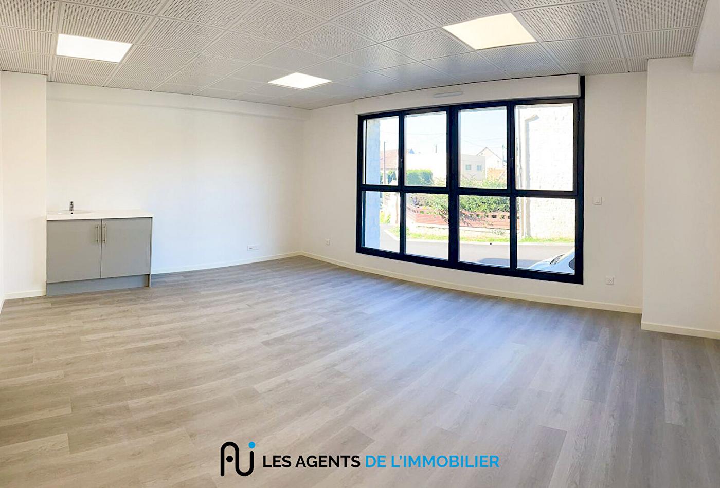 Local commercial Juziers  26.37 m2